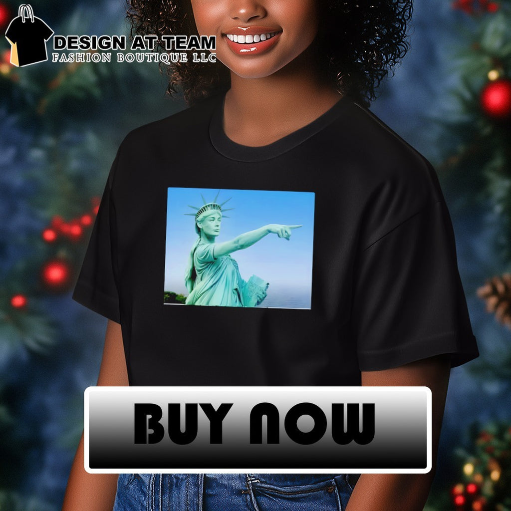 Statue of Liberty x Sophie Cunningham pointing finger monument shirt