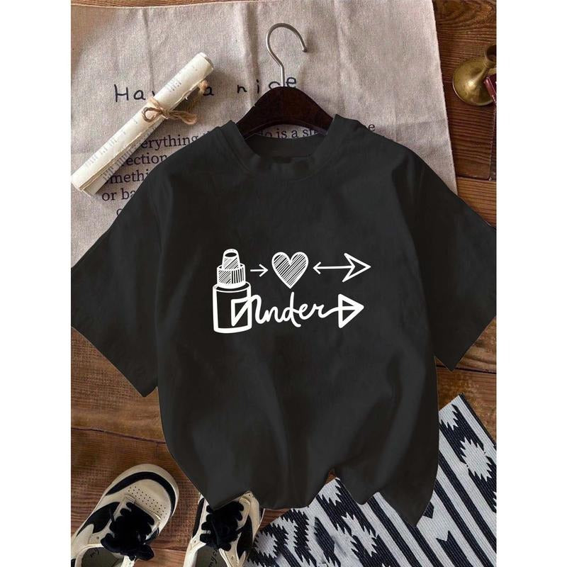 T - Shirt with a Minimalist Design: Stylized Vape Pen, Heart, and Arrow Graphics with the Word 'Vunder' for a Trendy Vibe