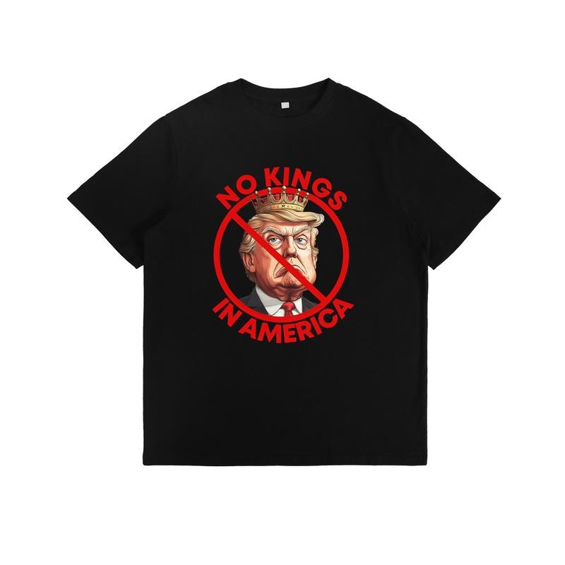 T-Shirt with "NO KINGS IN AMERICA" Slogan and trump Pixelated Figure with Red Prohibitive Symbol Print Hoodie, Sweatshirt