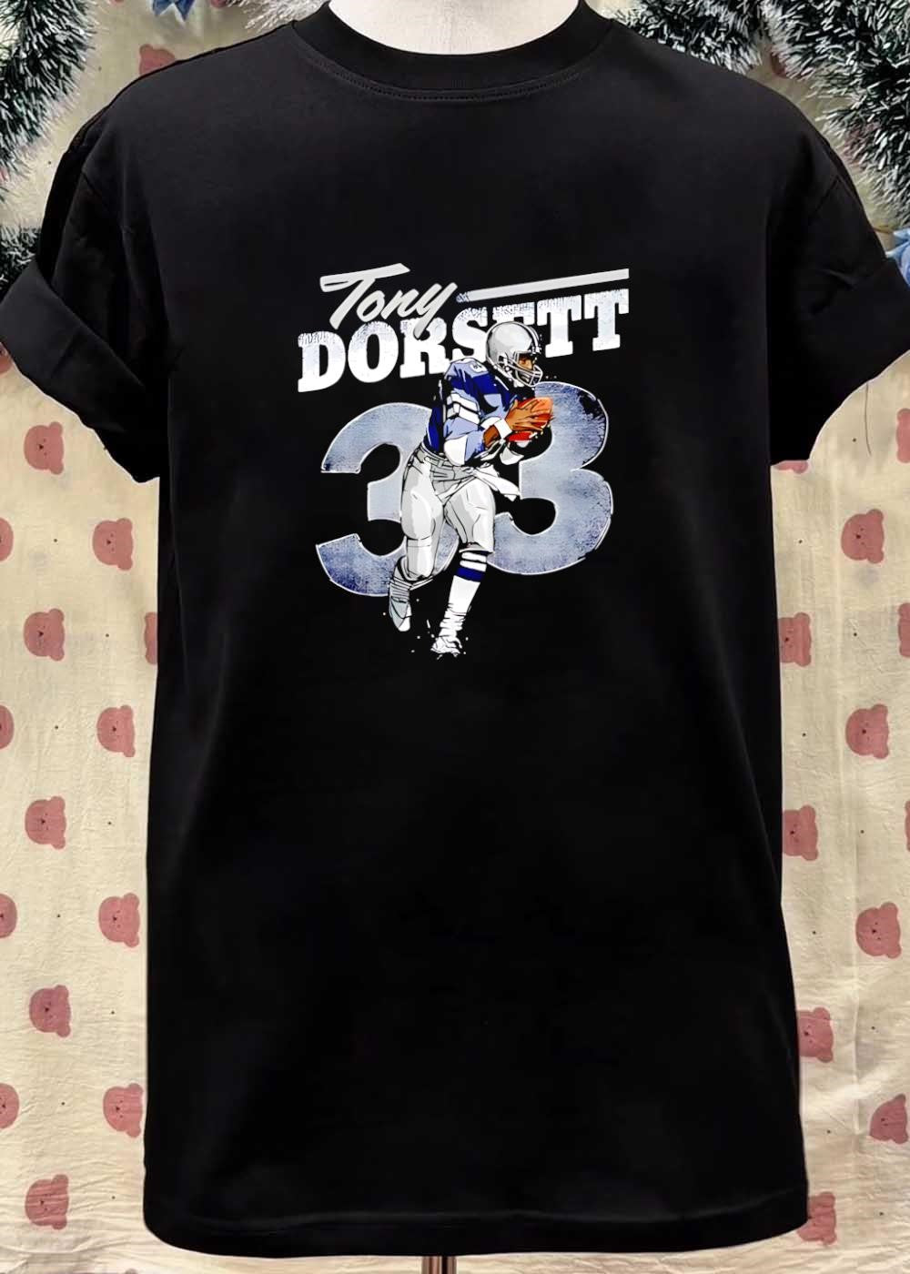 Tony Dorsett Running with Football T-Shirt Dallas Cowboys 33