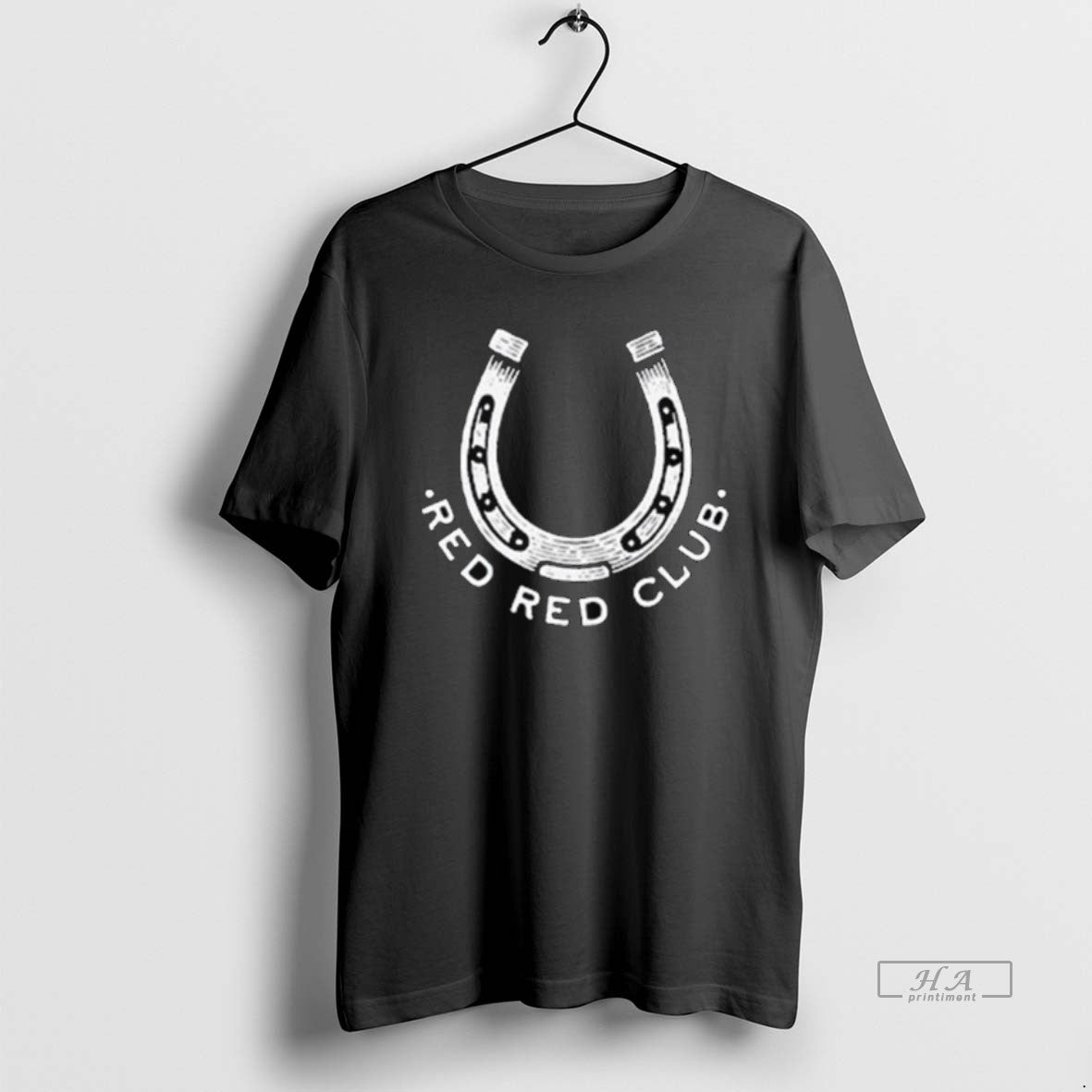 Trendy Red Rum Club Horseshoe Long Sleve