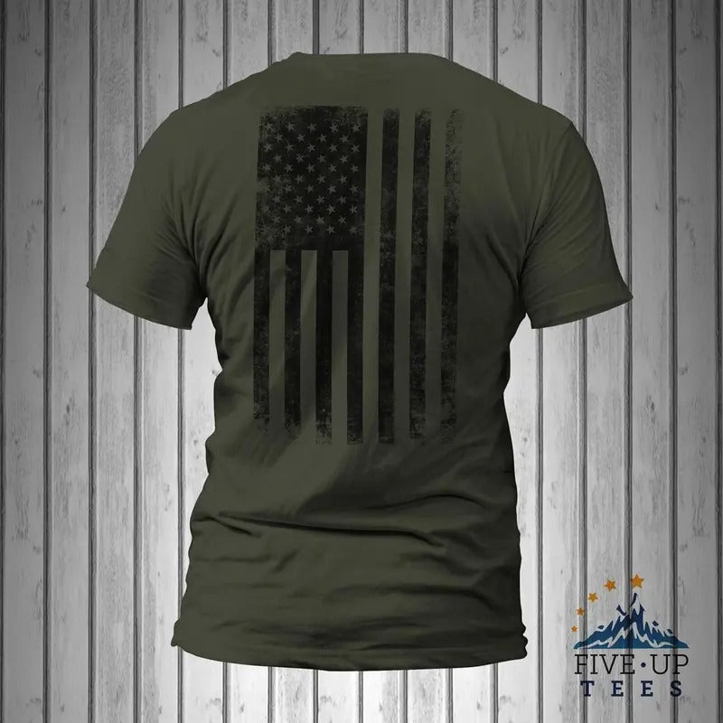 United States of America Distressed Black Vertical USA Flag T-Shirt Casual Crewneck Hoodie, Sweatshirt | UrbanDripWear.com
