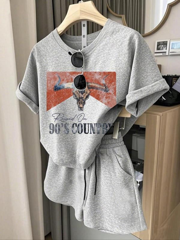 Vintage Bull Skull T-Shirt with 90s Country Music Design, Casual Loose-Fitting Top for All Seasons, Modern Retro Style...