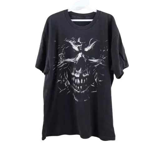 Vtg Y2K Streetwear Skull Skeleton T-Shirt, grunge y2k emo scene tapout goth amity affliction style clothes, Unisex...