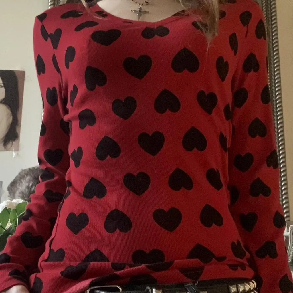 Women's All Over Heart Print Long Sleeve Tee, Casual Round Neck T-shirt for Fall & Winter, Women's Top for Daily Wear...