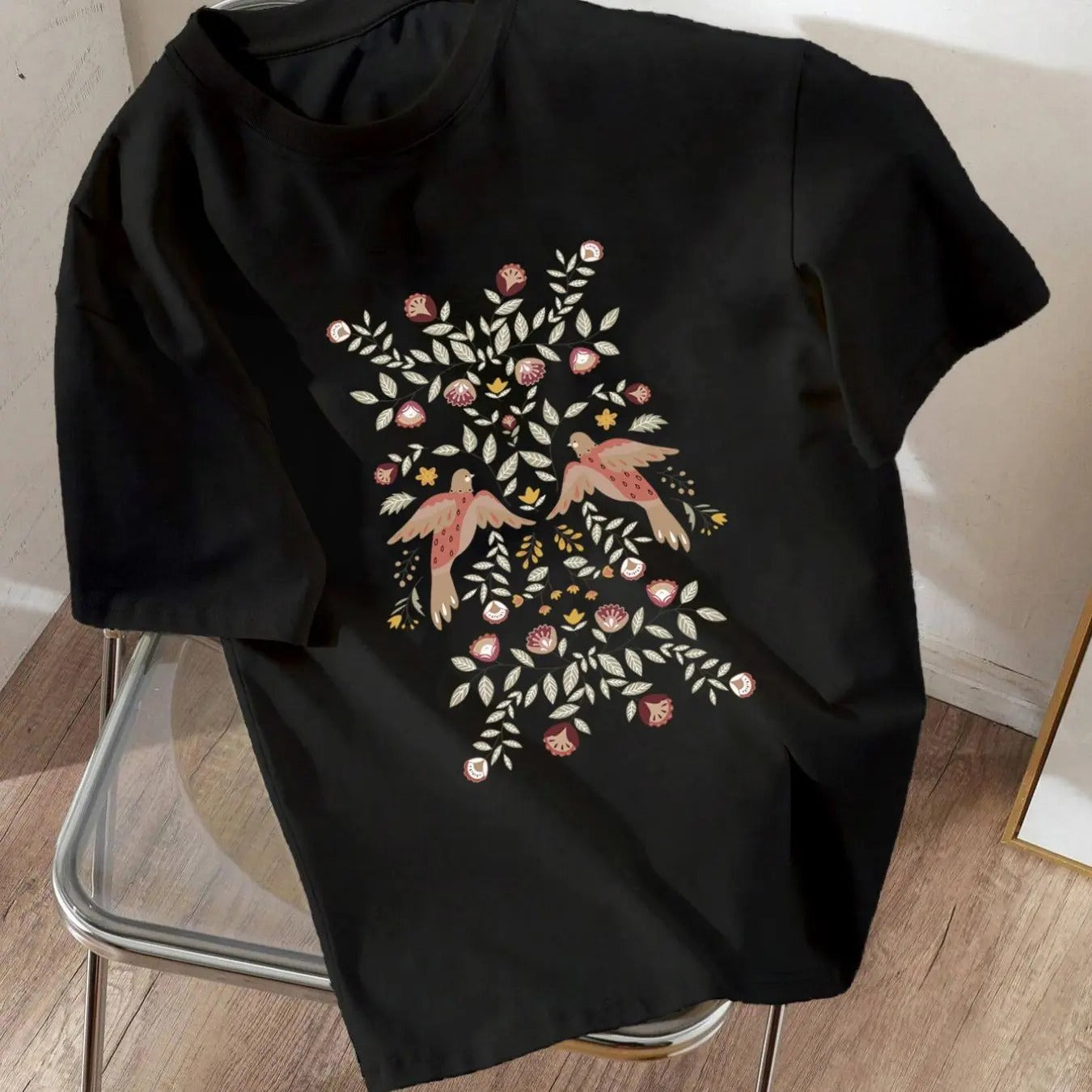 Women's Bird & Leaf Print Round Neck Tee, Casual Short Sleeve Crew Neck T-Shirt for Summer, Fashion Women's Top for Daily...