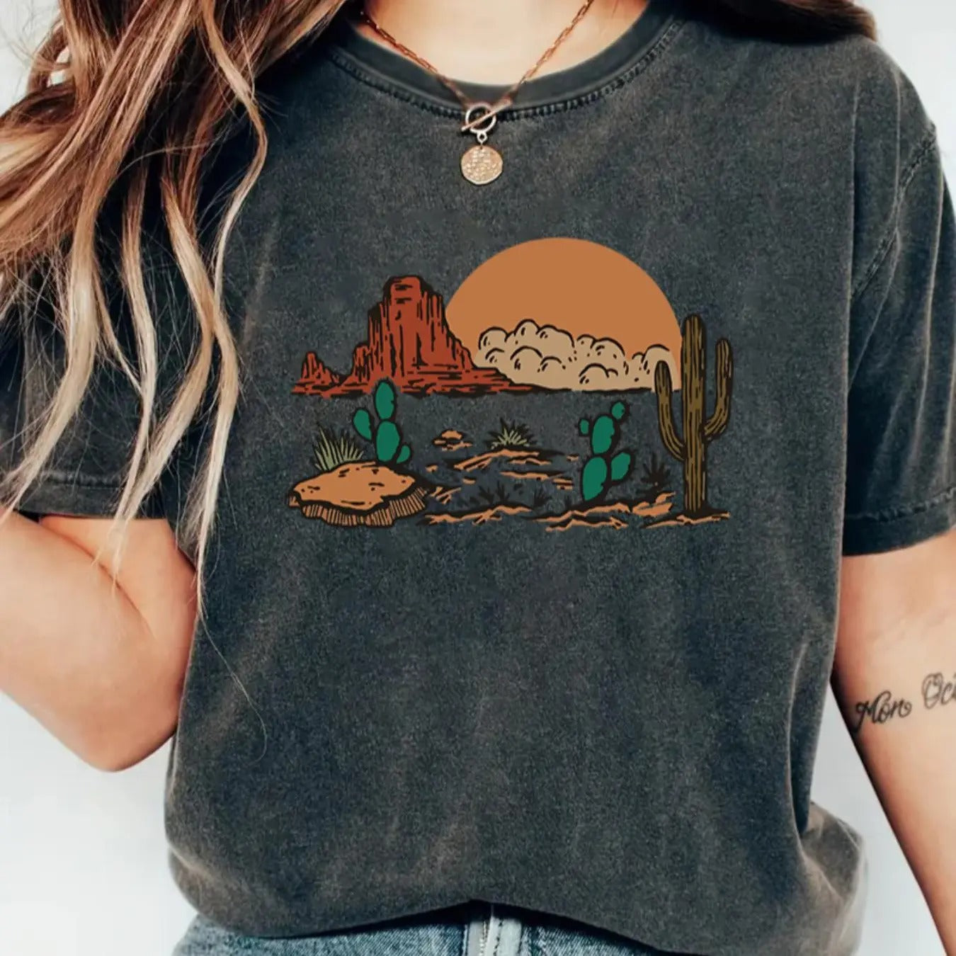 Women's Cartoon Desert Print Round Neck Tee, Casual Short Sleeve T-shirt for Summer, Women's Top for Daily Wear Hoodie,...