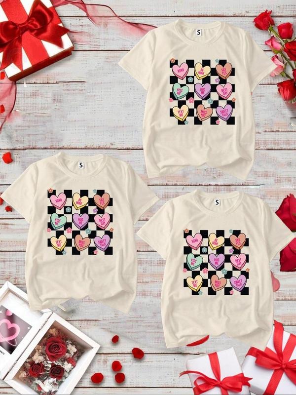 Women's Cartoon Heart Print Round Neck Tee, Casual Short Sleeve T-shirt for Daily Wear, Ladies Clothes for All Seasons...