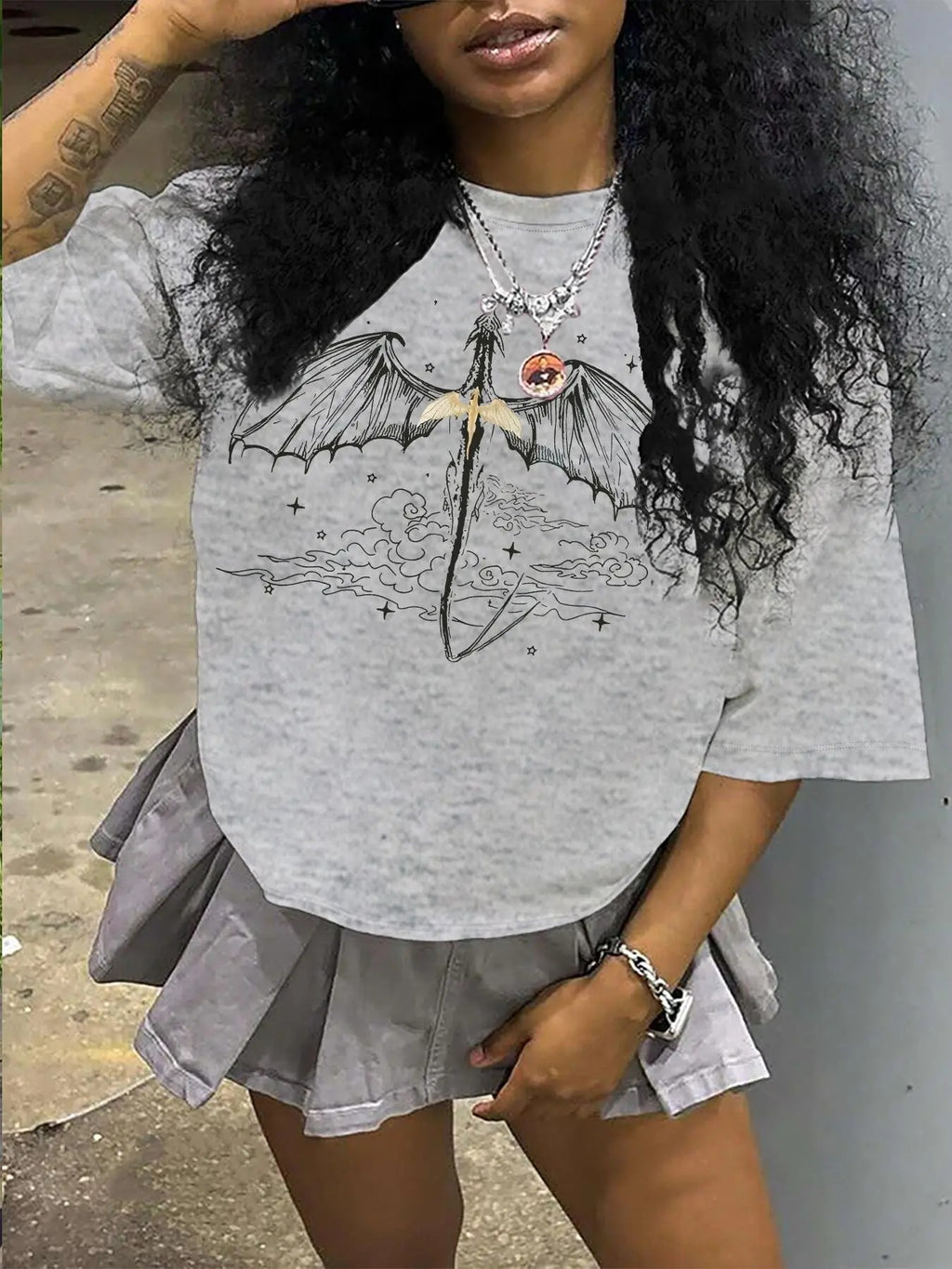 Women's Cartoon Print Round Neck Graphic Tee, Vintage Trendy Casual Short Sleeve T-shirt for Daily Wear, Ladies Summer...