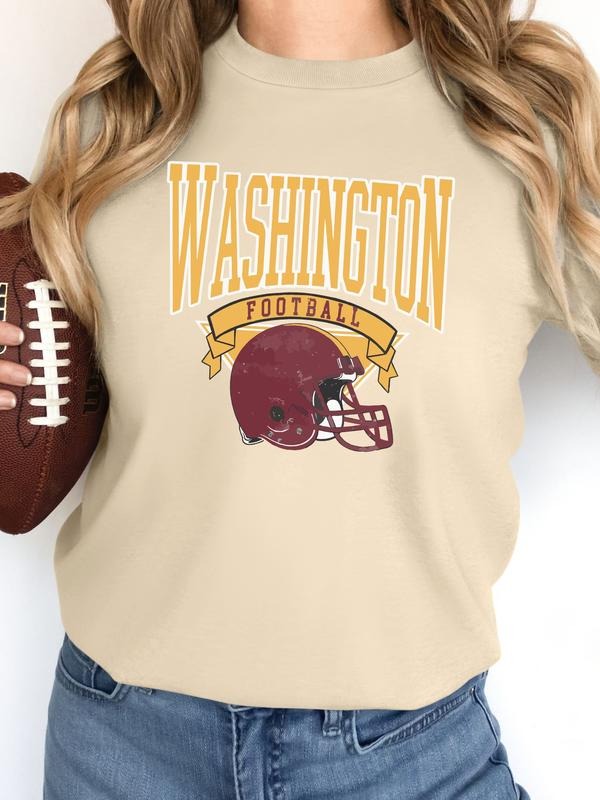 Women's Casual Rugby Print Long Sleeve Round Neck Pullover Sweatshirt, Fitted Moderate Fabric, Fall & Winter Fashion,...