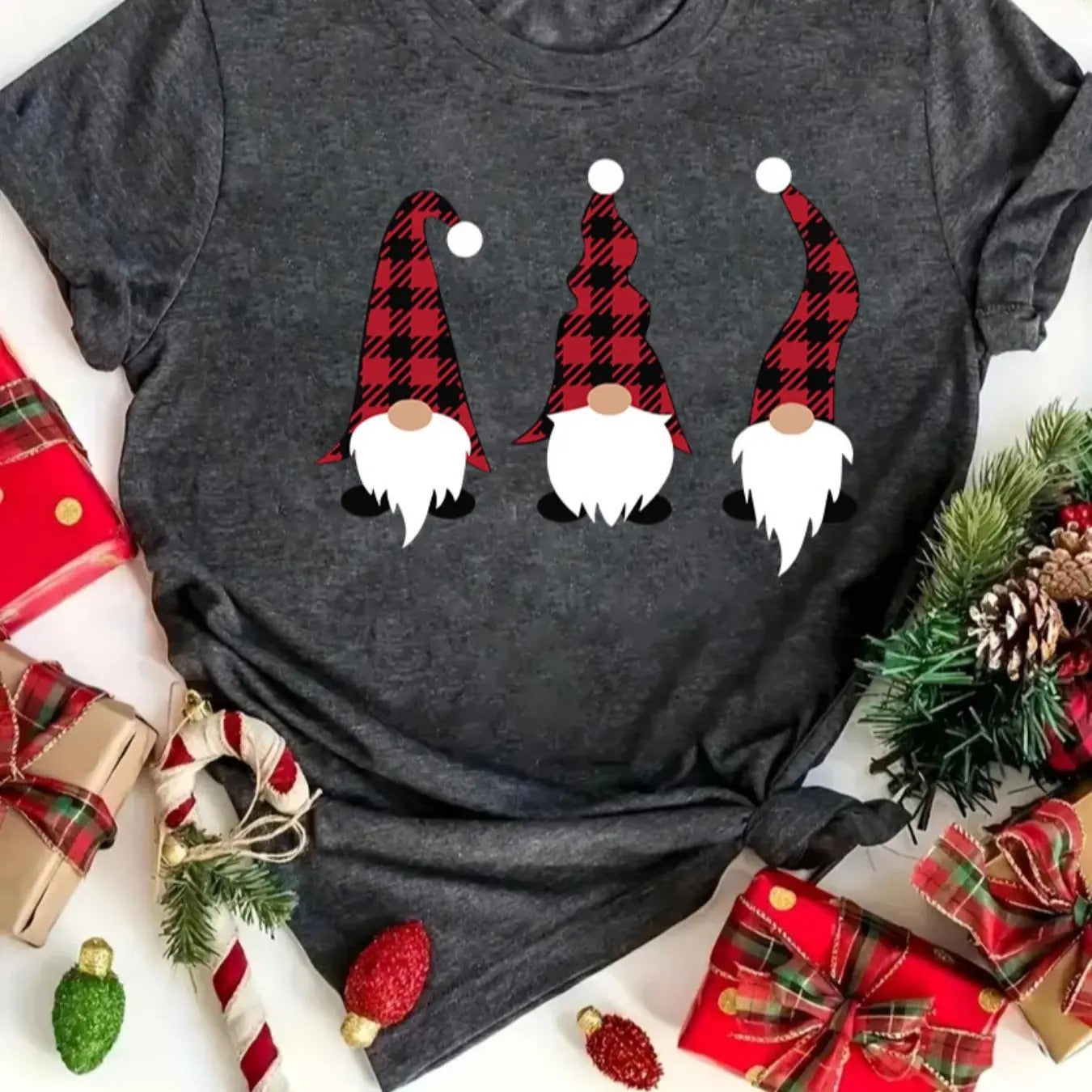 Women's Christmas Gnome Print Round Neck Tee, Casual Short Sleeve Crew Neck T-Shirt for Daily Holiday Vacation Outdoor...