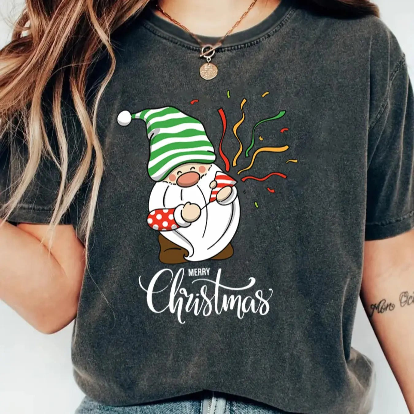 Women's Christmas Santa Claus Print Round Neck Tee, Casual Letter Graphic Short Sleeve T-shirt for Daily Wear, Ladies...
