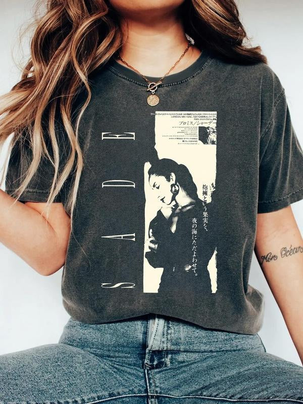 Women's Figure Print Round Neck Tee, Vintage Trendy Casual Short Sleeve T-shirt for Daily Wear, Ladies Summer Clothes...