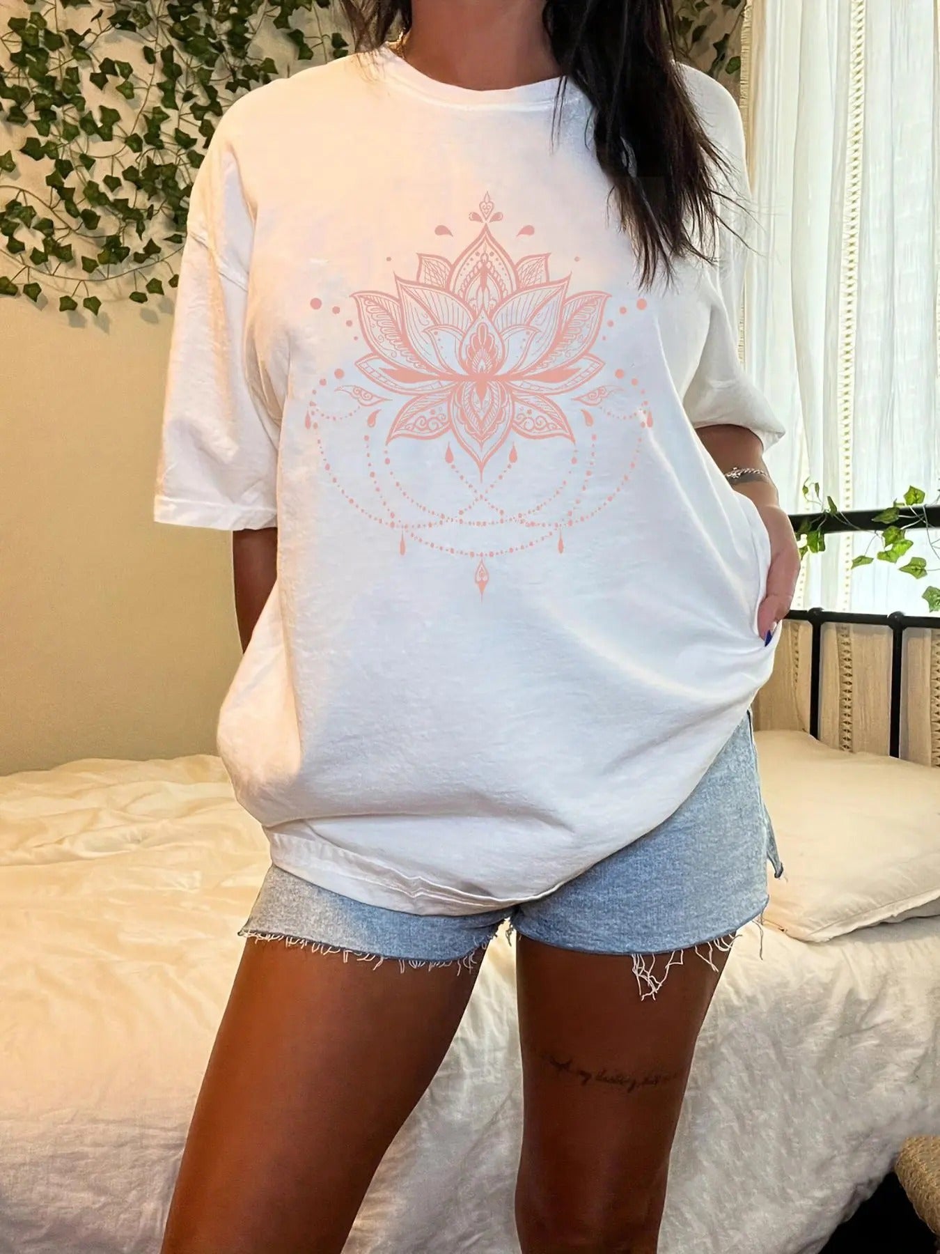 Women's Floral Print Drop Shoulder Tee, Casual Half Sleeve Round Neck T-Shirt for All Seasons, Fashion Ladies Top for...