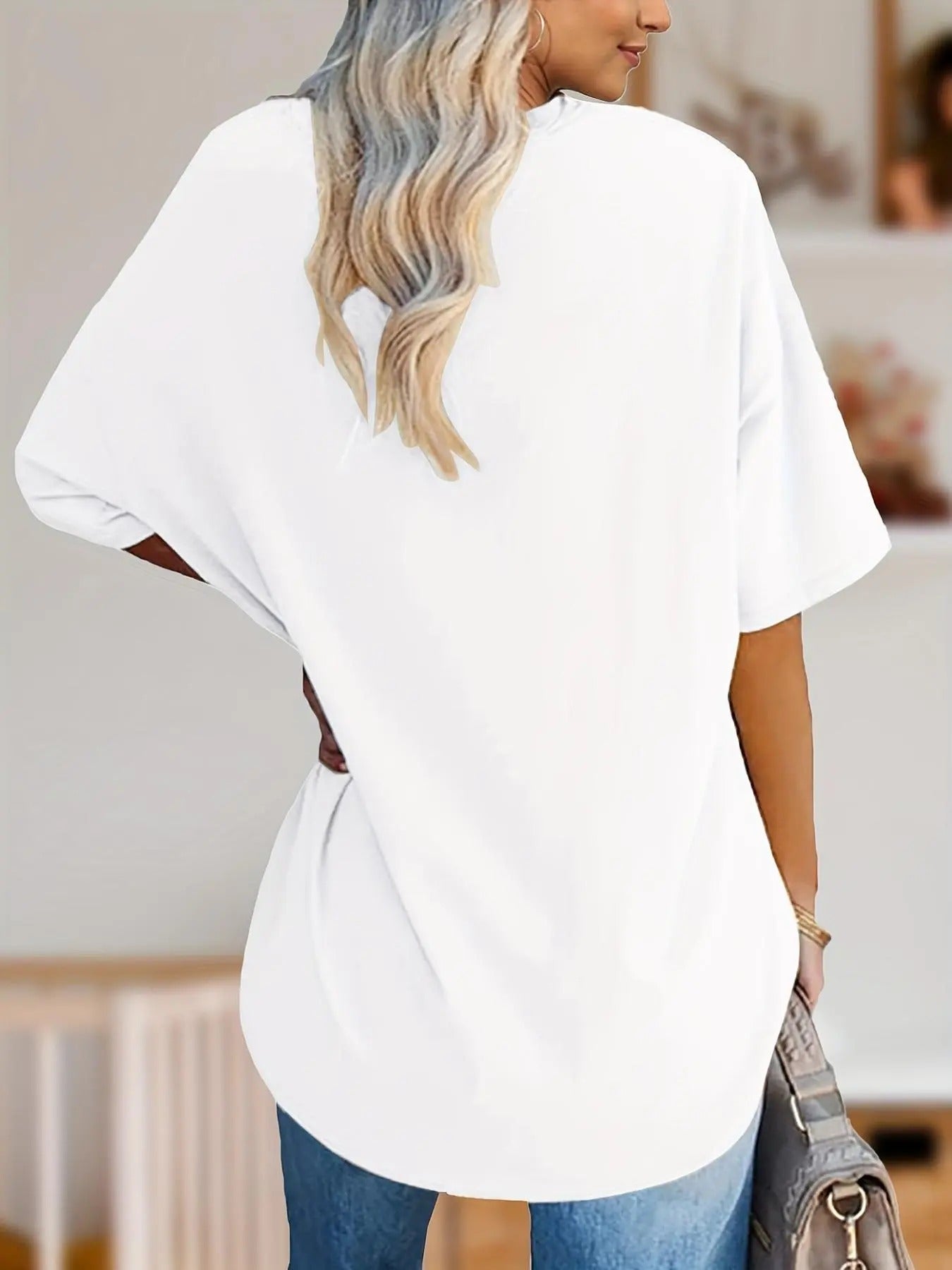 Women's Heart & Letter Print Round Neck Tee, Casual Short Sleeve Crew Neck T-shirt for Daily Wear, Ladies Clothes for All...