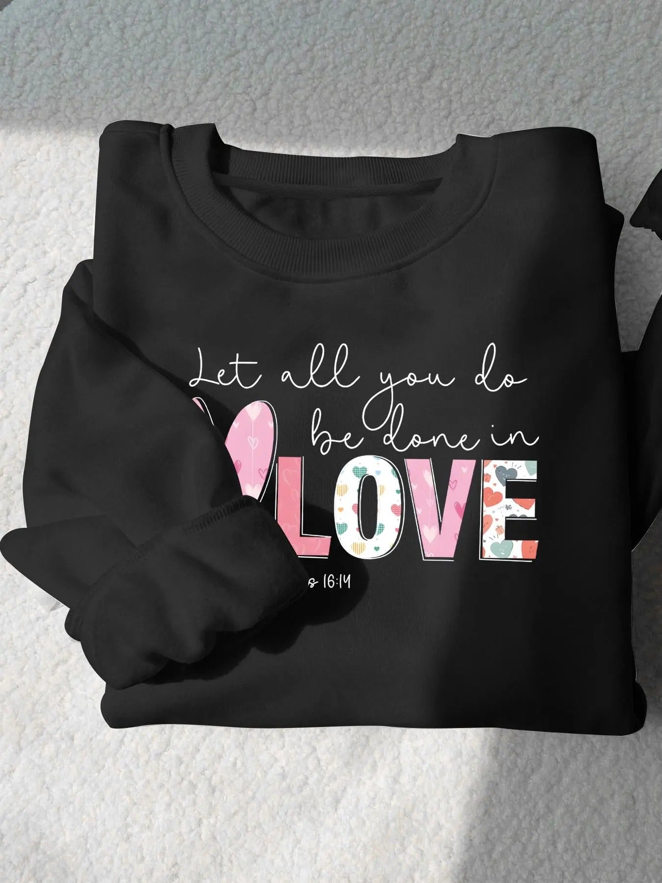 Women's Heart Print Crew Neck Pullover, Fashion Casual Sweatshirt for Daily Holiday Outdoor Wear, Ladies Clothes for...