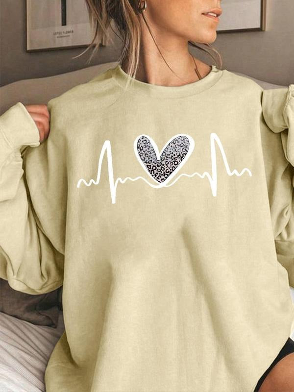 Women's Heart Print Drop Shoulder Sweatshirt, Casual Long Sleeve Round Neck Pullover for Fall & Winter, Women's Clothes...