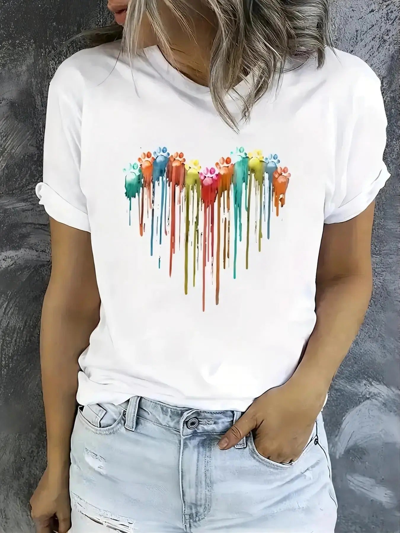 Women's Heart Print Round Neck Tee, Fashion Casual Short Sleeve T-shirt, Ladies Summer Clothes for Daily Wear Hoodie,...