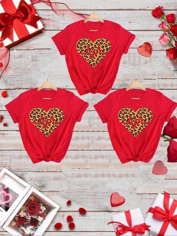 Women's Leopard Heart Print Round Neck Tee, Casual Short Sleeve T-shirt for Daily Wear, Ladies Clothes for All Seasons...