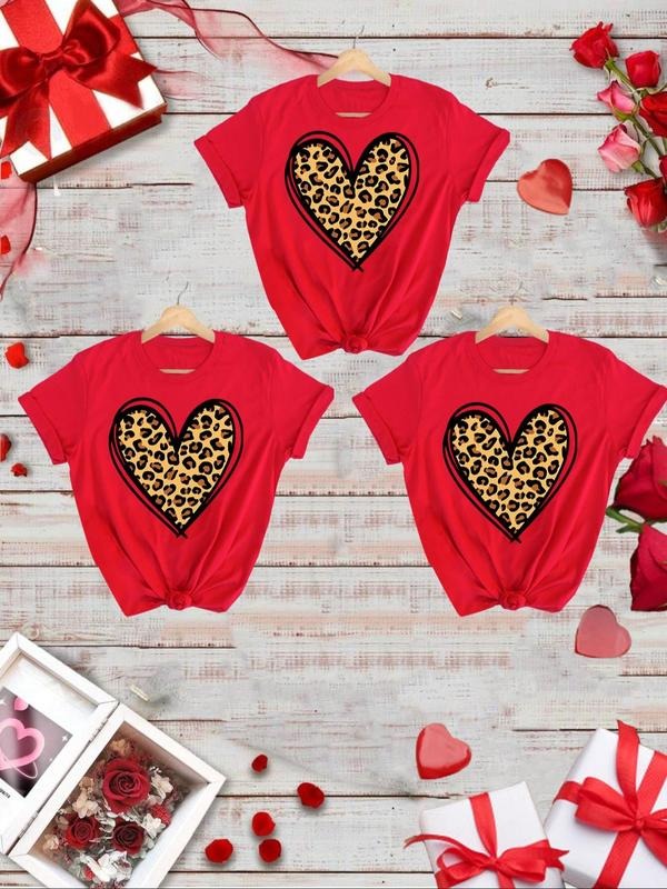 Women's Leopard Heart Print Tee, Casual Soft Comfortable Round Neck Short Sleeve T-shirt for Daily Wear, Ladies Clothes...