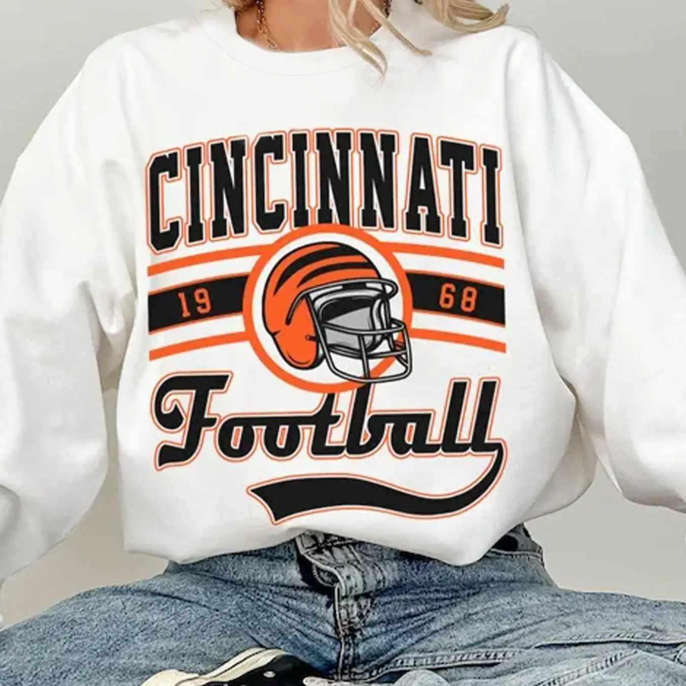 Women's Letter & Helmet Print Crew Neck Sweatshirt, 1 Count Casual Long Sleeve Pullover for Fall & Winter, Women's...