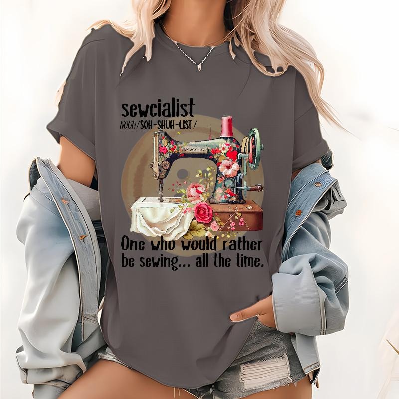 Women's Sewing T-Shirt, Quilt Lovers Shirt, Peace Love Quilting, Quilter, Quilt Lover, Gift for Quilter Hoodie, Sweatshirt