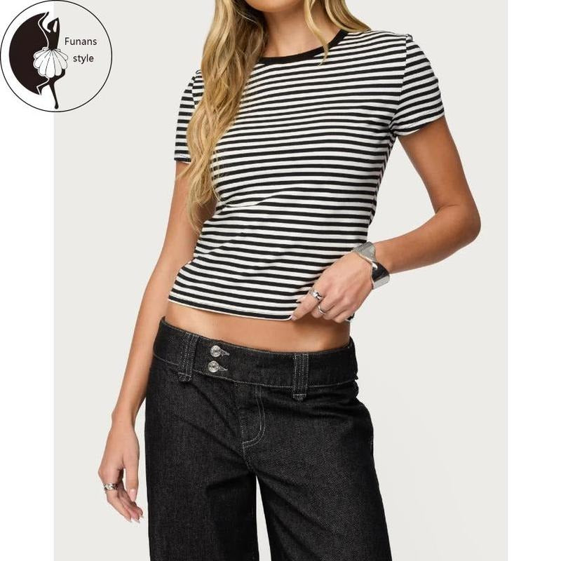 Women's Short Sleeve Tops Casual Red and White Striped T Shirt Fitted Design Summer Tops for Women Perfect for Everyday...