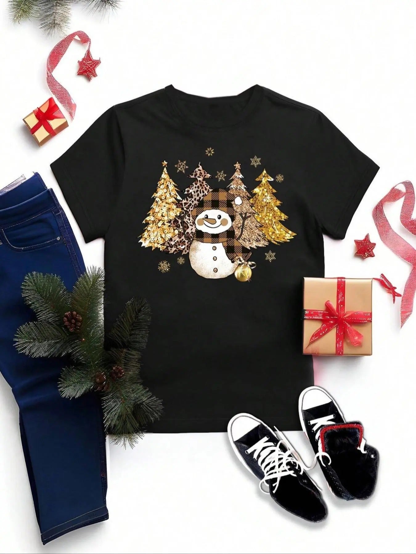 Women's Snowman & Tree Print Round Neck Tee, Casual Short Sleeve Crew Neck T-shirt for Summer, Fashion Women's Top for...