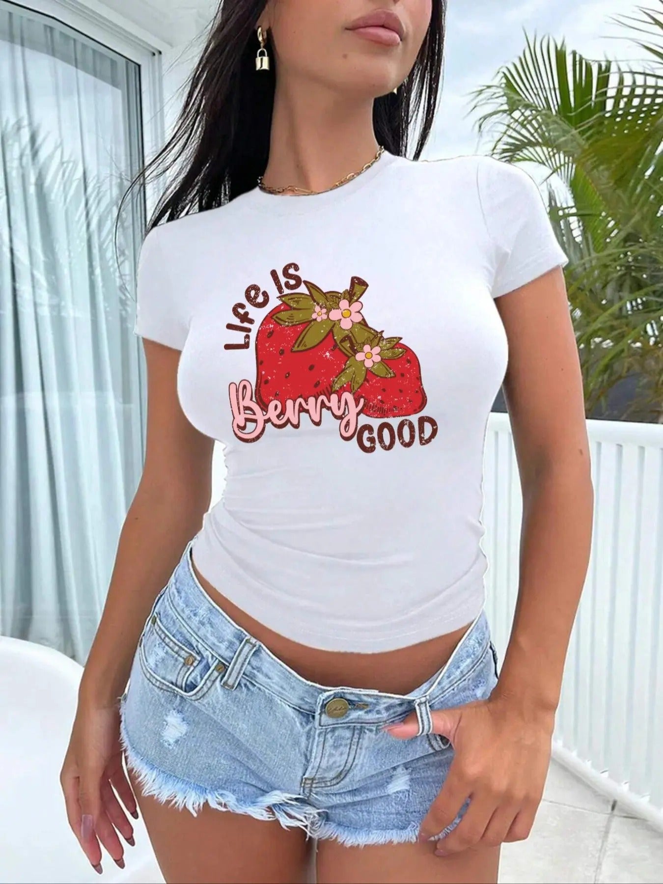 Women's Strawberry & Letter Print Round Neck Tee, Casual Short Sleeve Crew Neck T-Shirt for Summer, Fashion Women's Top...
