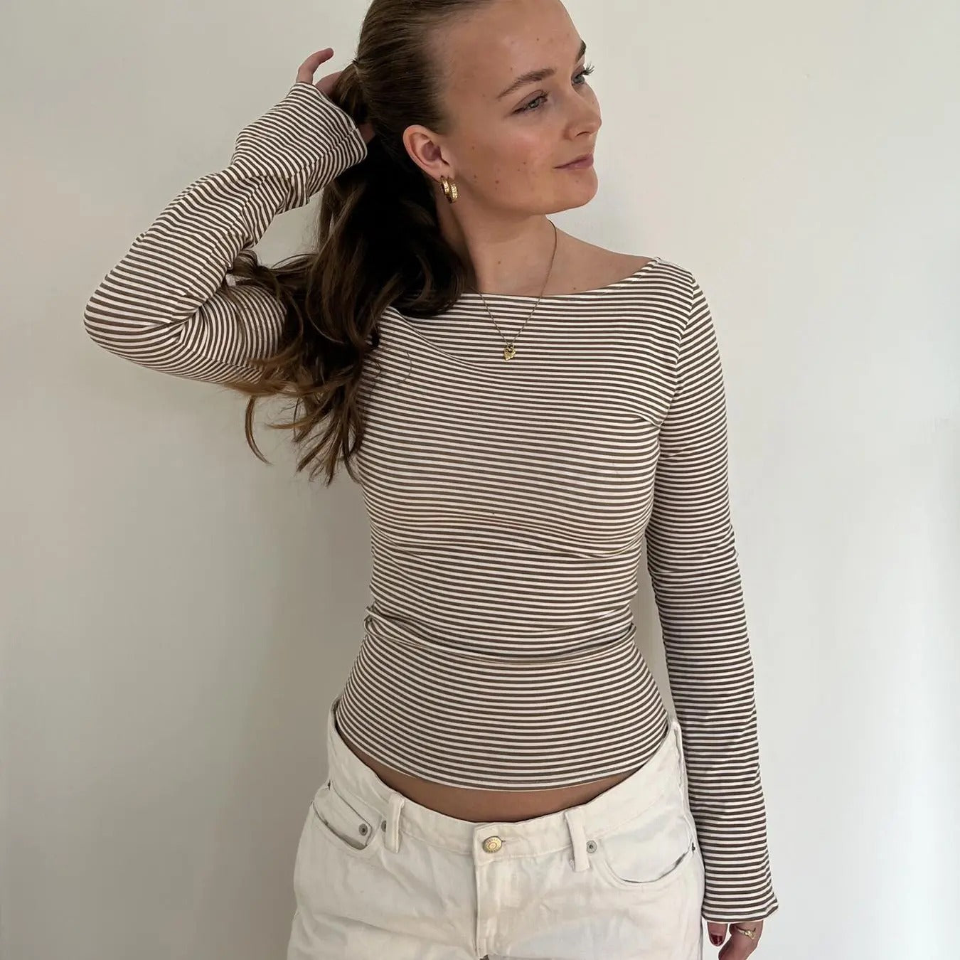 Women's Striped Print Backless Boat Neck Tee, Casual Long Sleeve T-shirt for Spring & Fall, Women's Top for Daily Wear...
