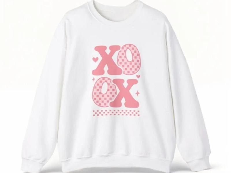 Xoxo Sweatshirt Valentine Crewneck T-Shirts, Hoodie | UrbanDripWear.com