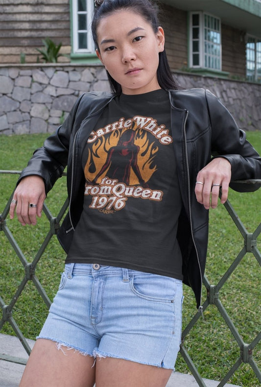Carrie -  Prom Queen 1976 Boyfriend Tee