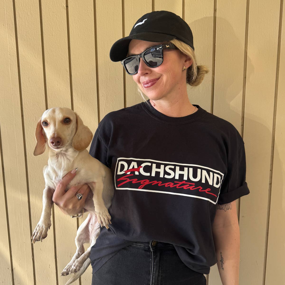 dachshund signature unisex tee
