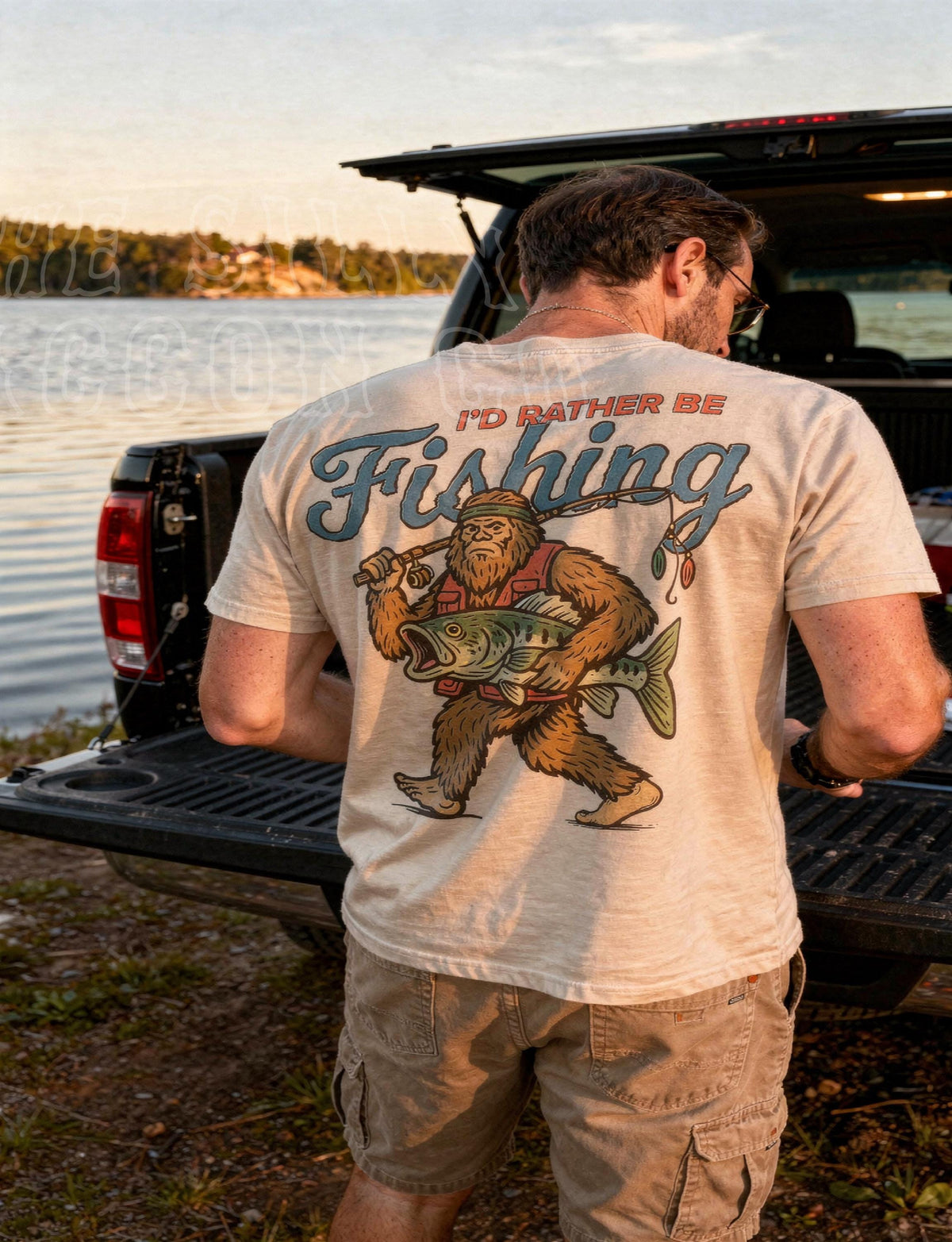 Retro Sasquatch Bigfoot Fishing I'D Rather Fishing Tee Vintage Cryptidcore Fisherman (2)