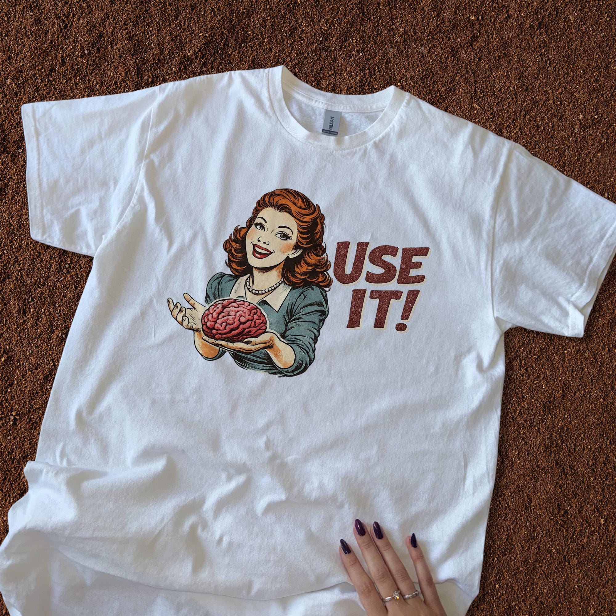 Use Retro Brain Vintage Feminist Unisex T-shirt, Sweatshirt, Hoodie (1)