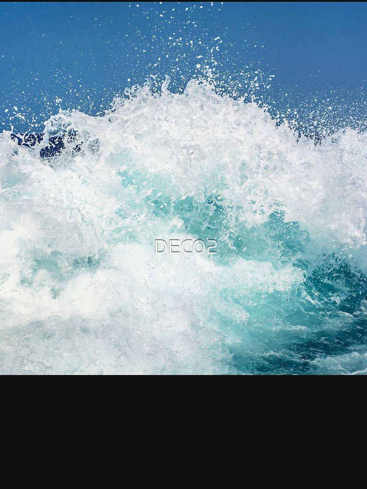 Magnificent Ocean Waves With Luxurious White Spray by DEC02