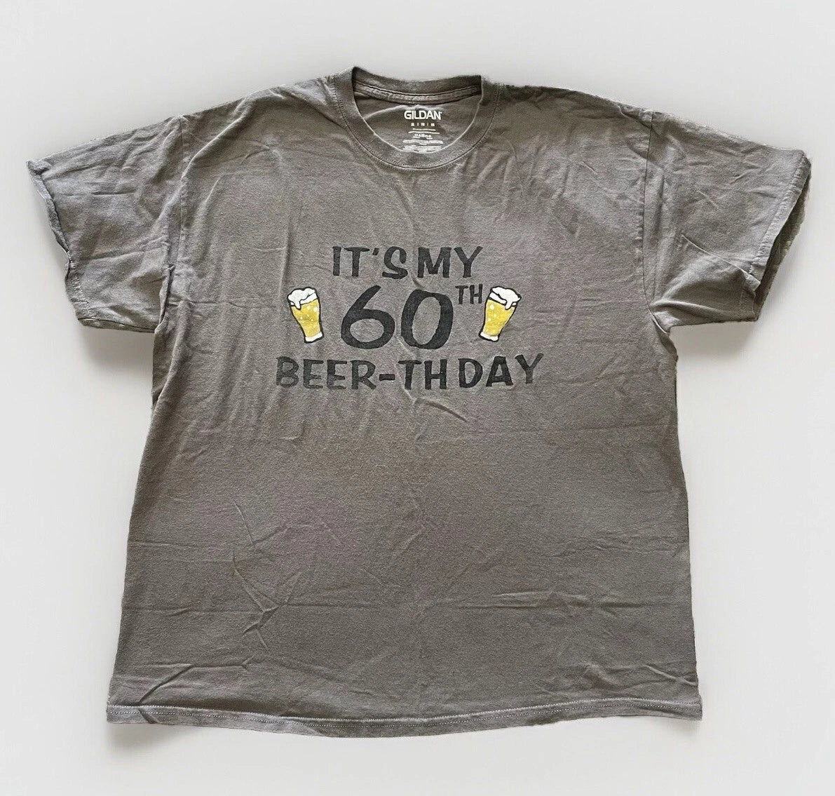 Gildan Its My 60th Beer-Thday Graphic Print Mens Gray Short Sleeve T Shirt XL