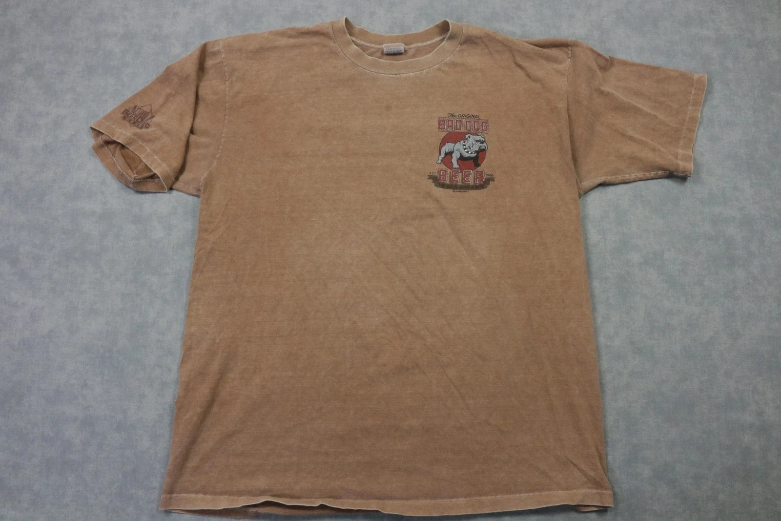 Crazy Shirts Shirt Mens XL Brown Bad Dog Beer Bulldog Beer Dyed Tee Hawaii