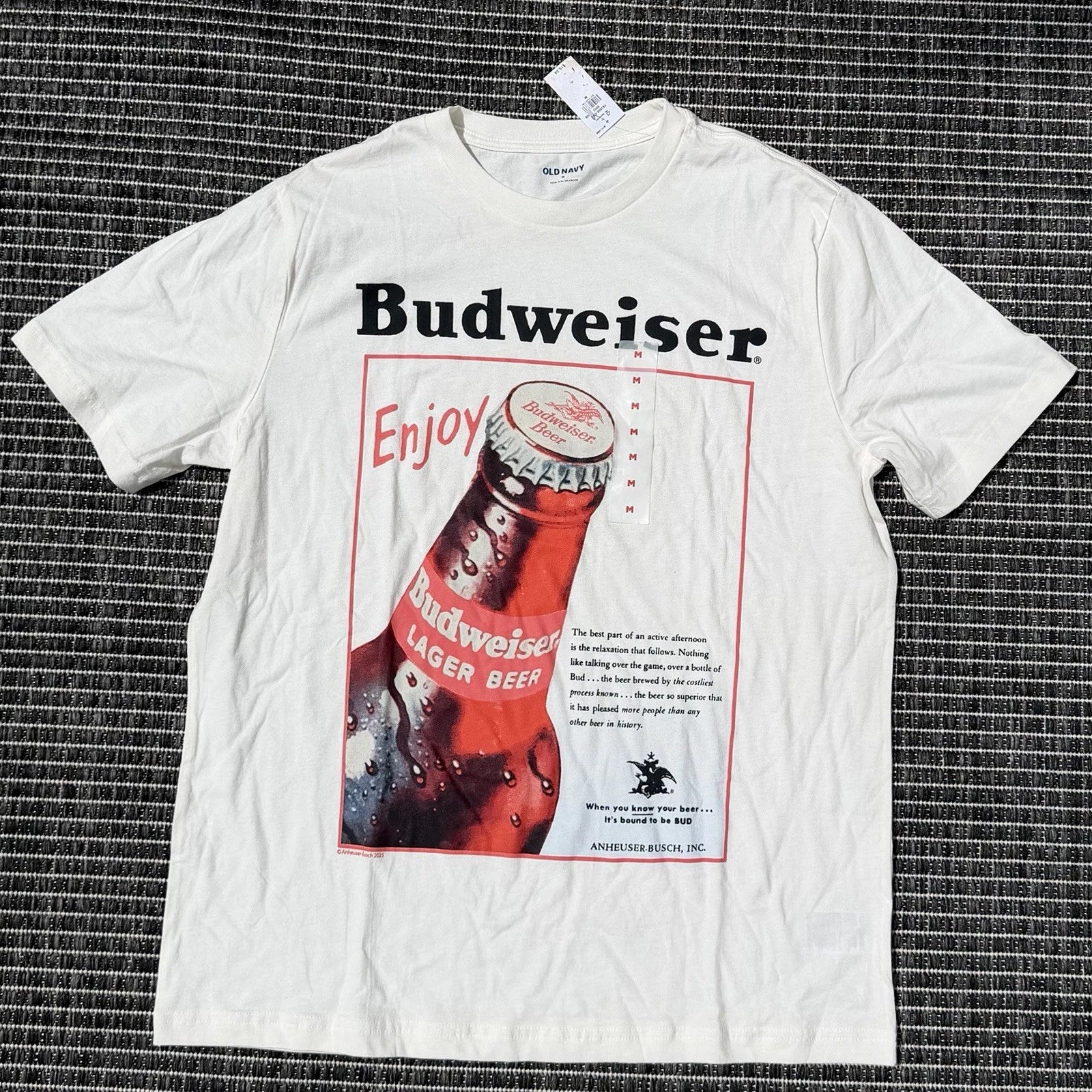Old Navy White Budweiser Print T-Shirt Men’s Size M