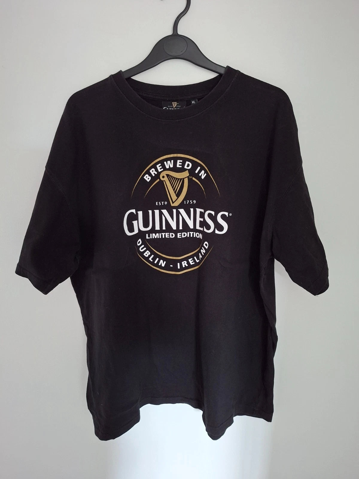 Official Guinness Beer Shirt Black Limited Edition Mens Size XL Short Sleeve