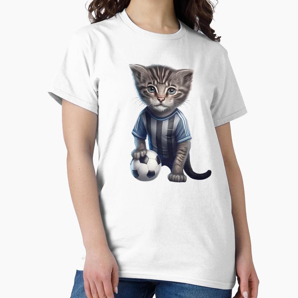 Football cat by AnimalArtPhotos