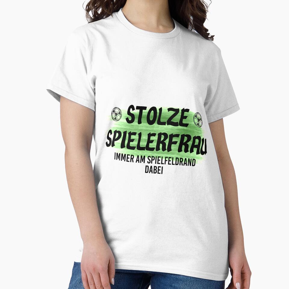 Proud player woman football by lsvds