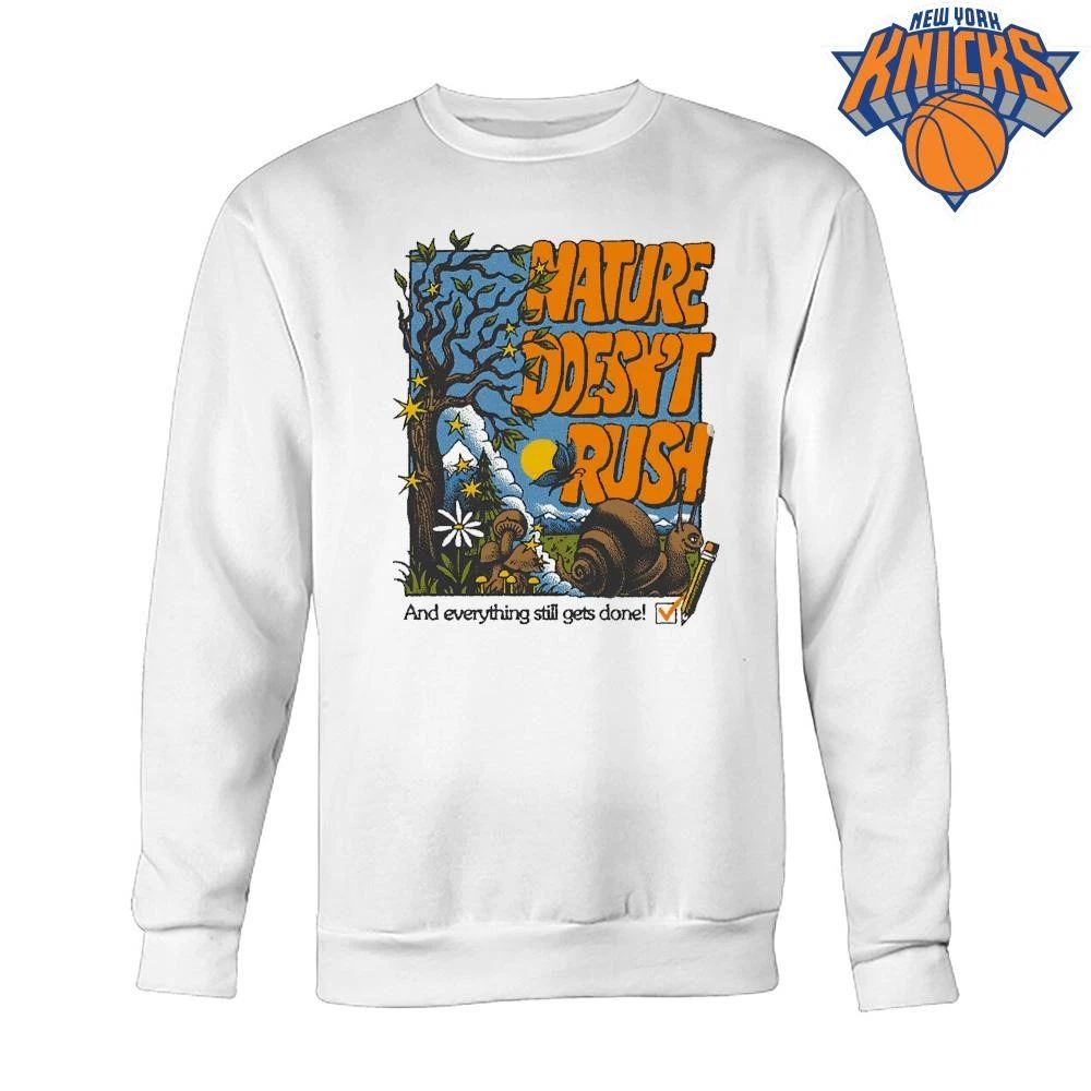Retro Nature Doesnt Rush Snail Vintage Aesthetic Psychedelic Cottagecore Quote Graphic Shirt