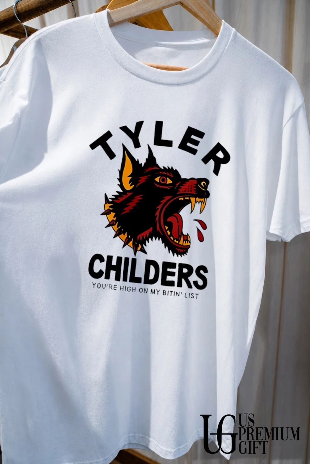 Tyler Childers Spike Collar Bitin’ List shirt