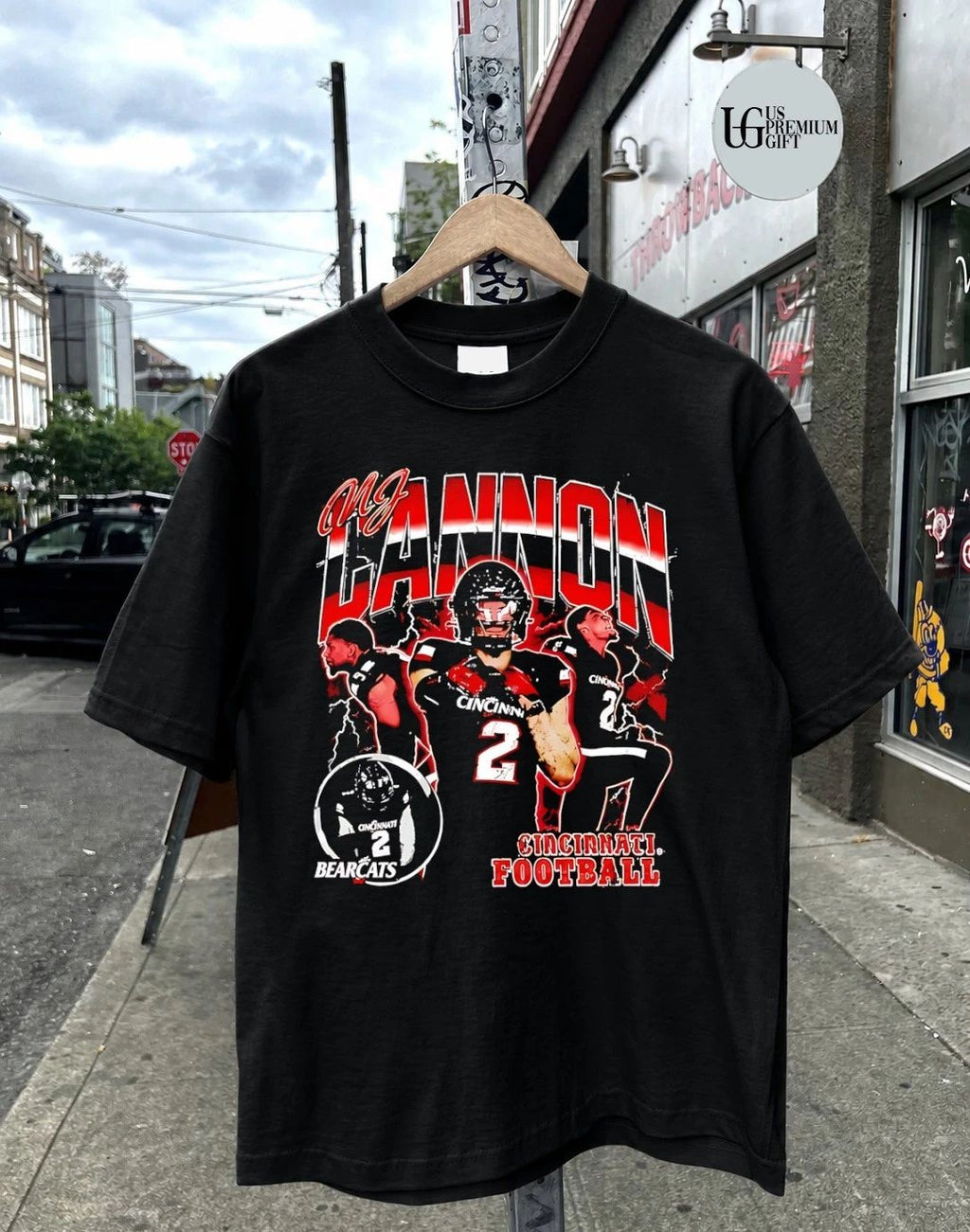 MJ Cannon Illustration Cincinnati Bearcats Football 2026 graphic shirt