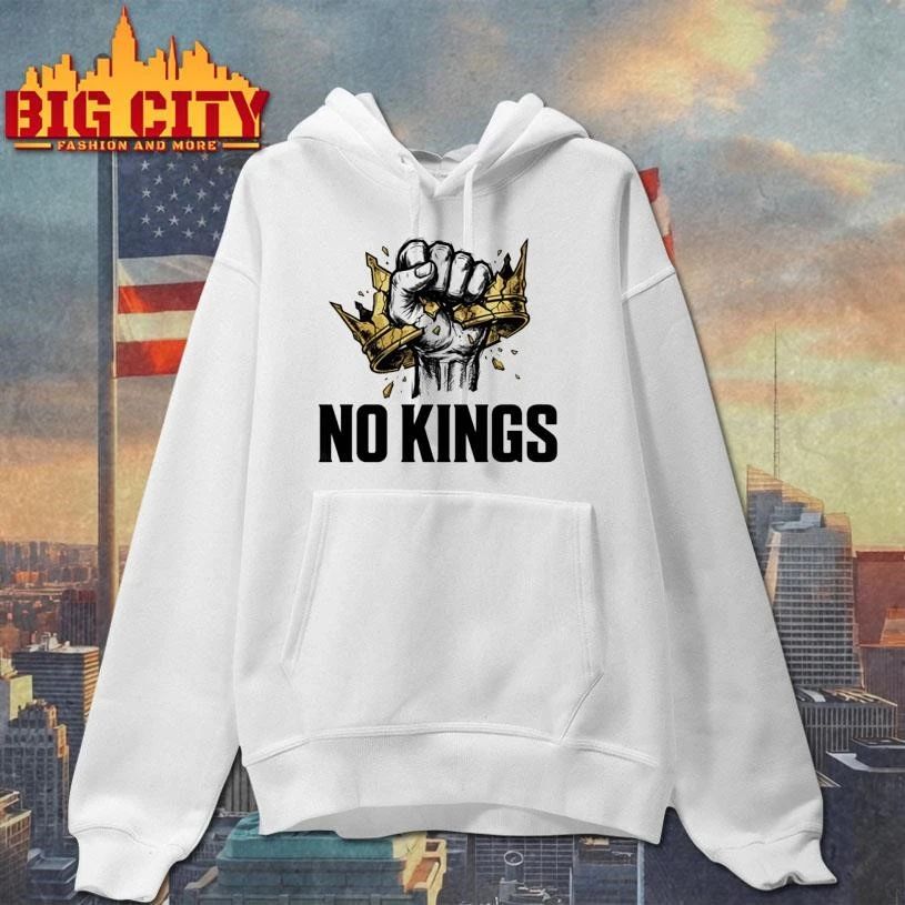 No Crown No Kings Graphic Shirt