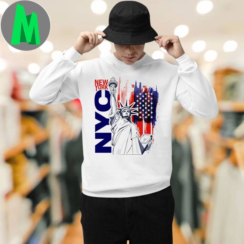 Nyc Tee New York City Statue Of Liberty With Usa Flag 2025 T-Shirt