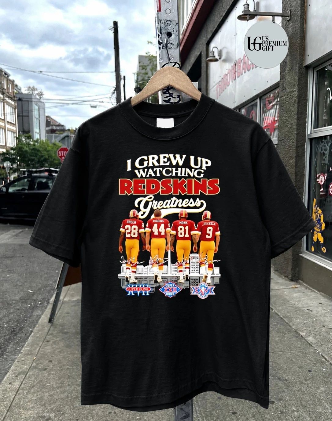 I grew up watching Redskins Legends Thank You For The Memories 2026 graphic shirt