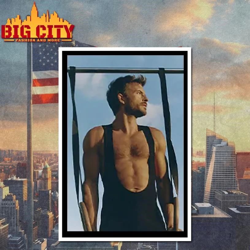 Jonathan Bailey People’s Sexiest Man Alive Pic Shirt