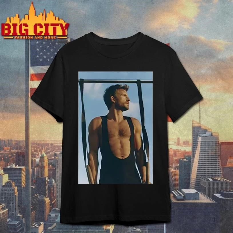 Jonathan Bailey People’s Sexiest Man Alive Pic Shirt